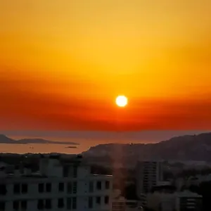https://t-2-calanques-vue-panoramique.fr-provencehotel.com