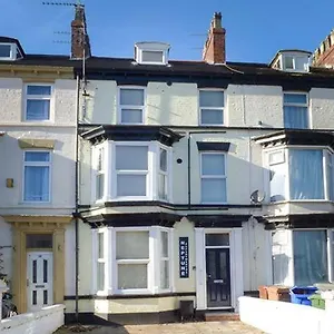 https://flat-1-bridlington.yorkshirehotels.net